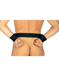 Attache ceinture dos poignets 2